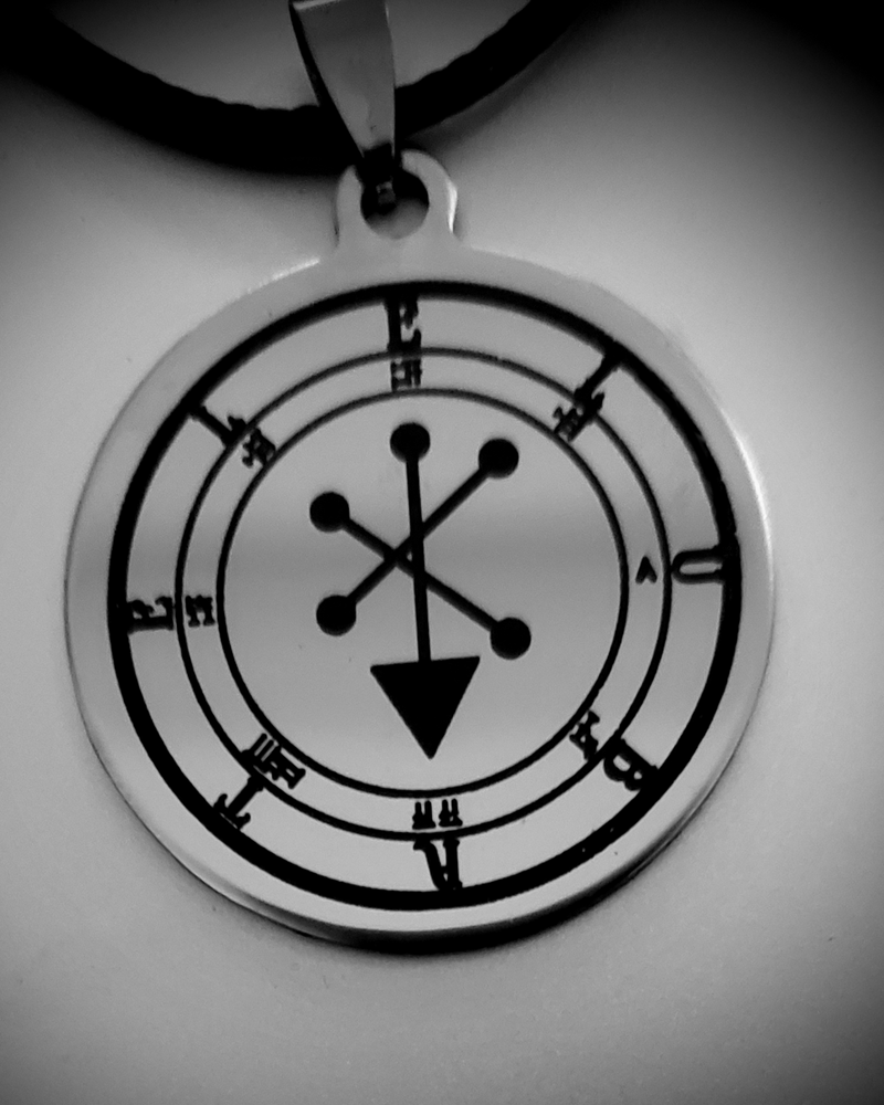 elubatel evocation pendant 