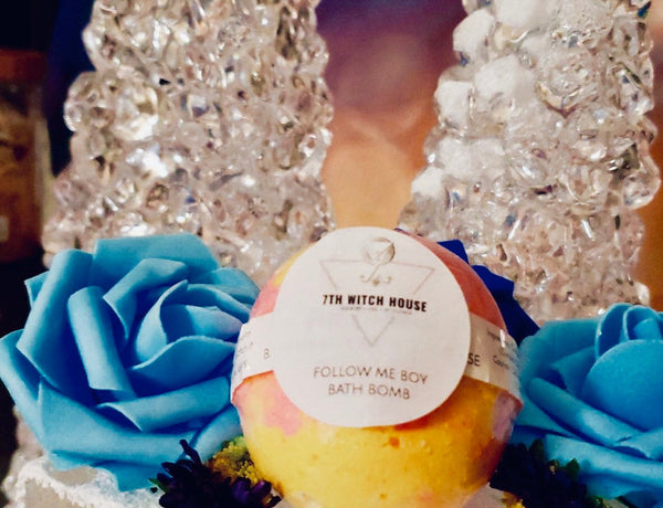 follow me boy bath bomb