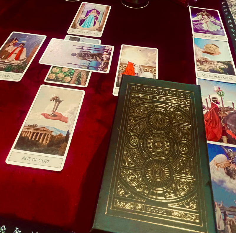 The Order Luxury Tarot Deck